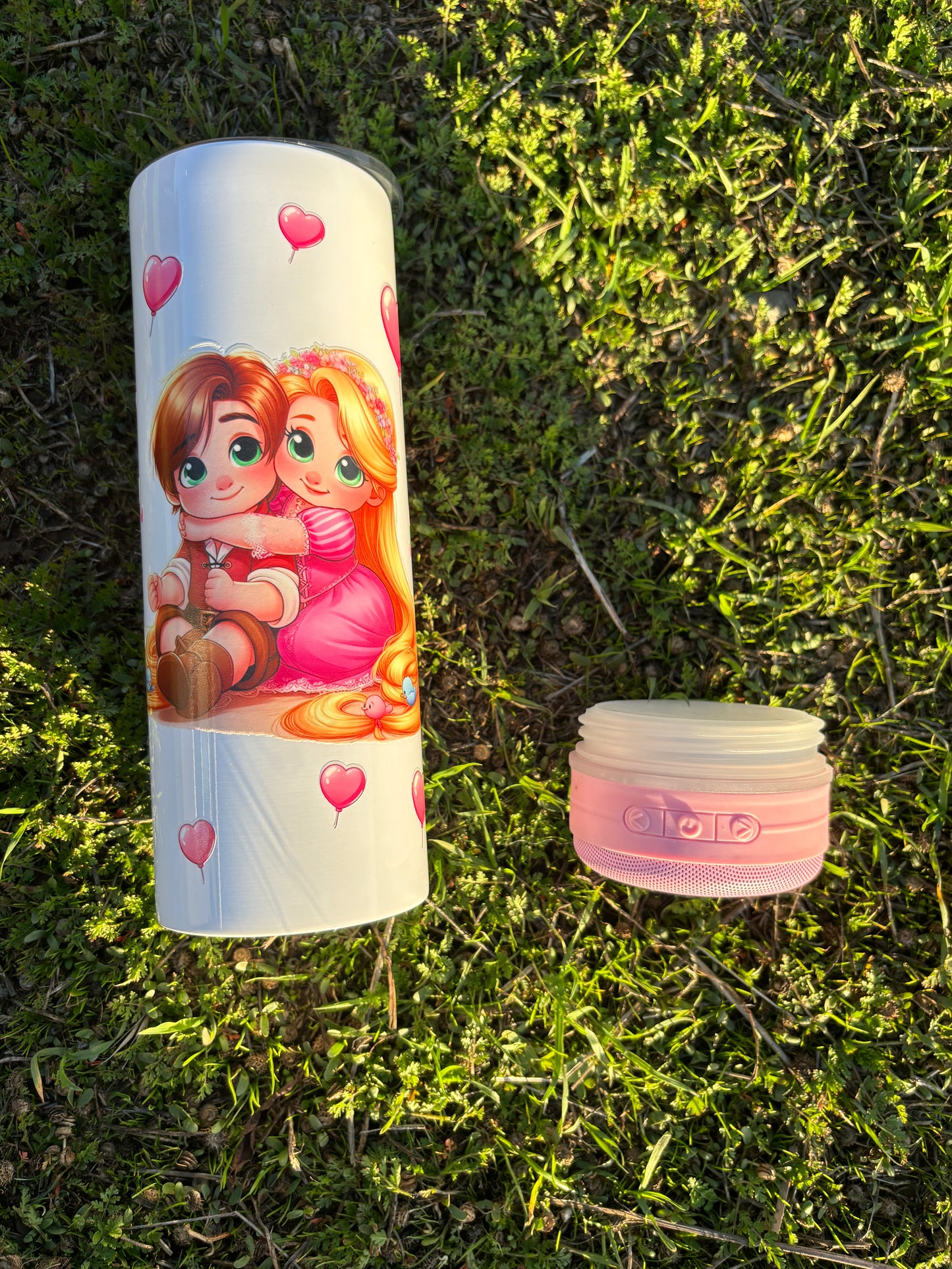 Tangled 20 oz Tumbler/speaker