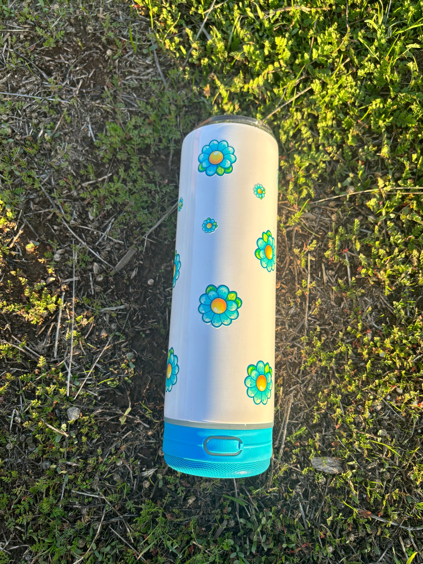 Tweety - 20 oz Tumbler/speaker